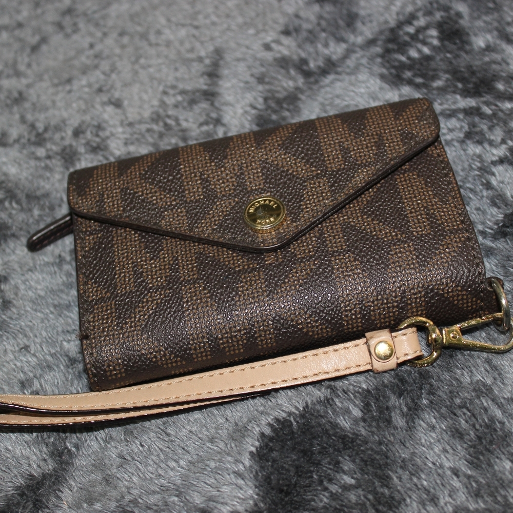 Michael Kors Brown Phone/Wallet Wristlet